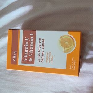 ENVY VITAMIN C & VITAMIN E FACIAL SERUM Glow Boosting  Made in korea 50ml